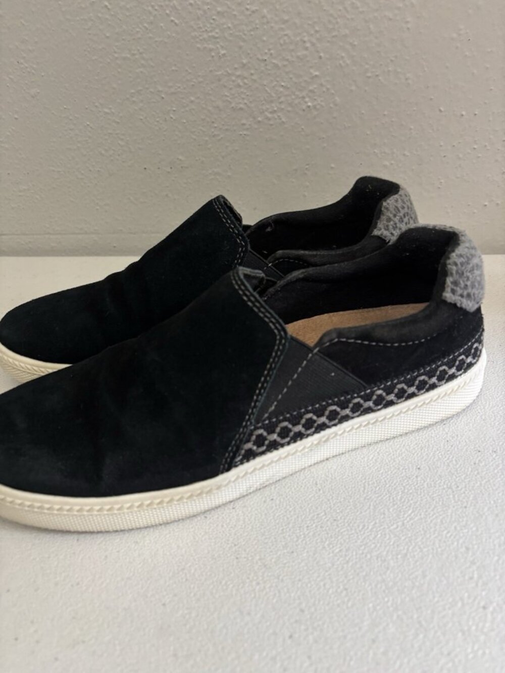 Earth Origins Zandel Suede Argyle Stitching Black Loafers Women 8.5M